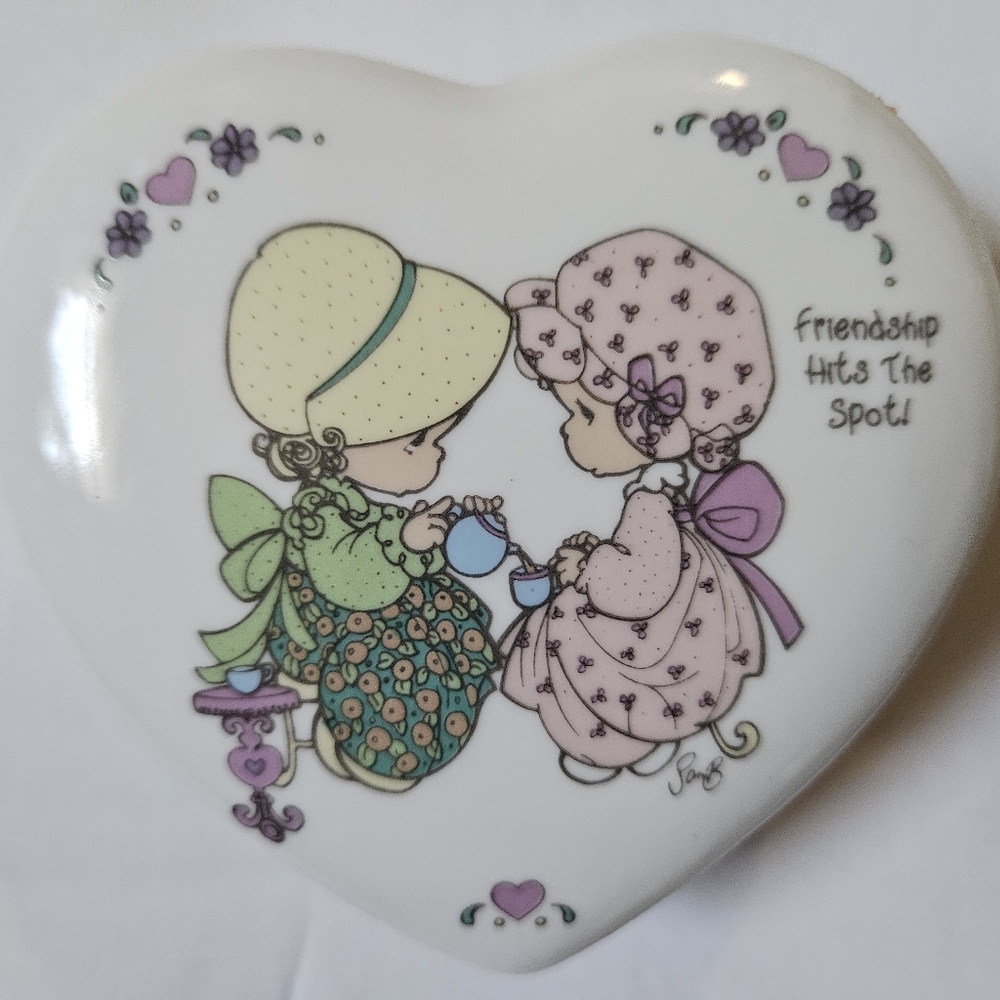 Precious Moments Friendship Trinket Box
